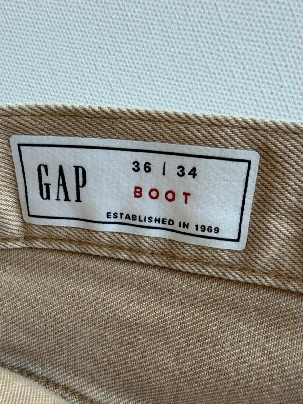 Gap Mens Brown Bootcut Jeans 36x34 100% Cotton Rigid Denim Workwear Mojave Color